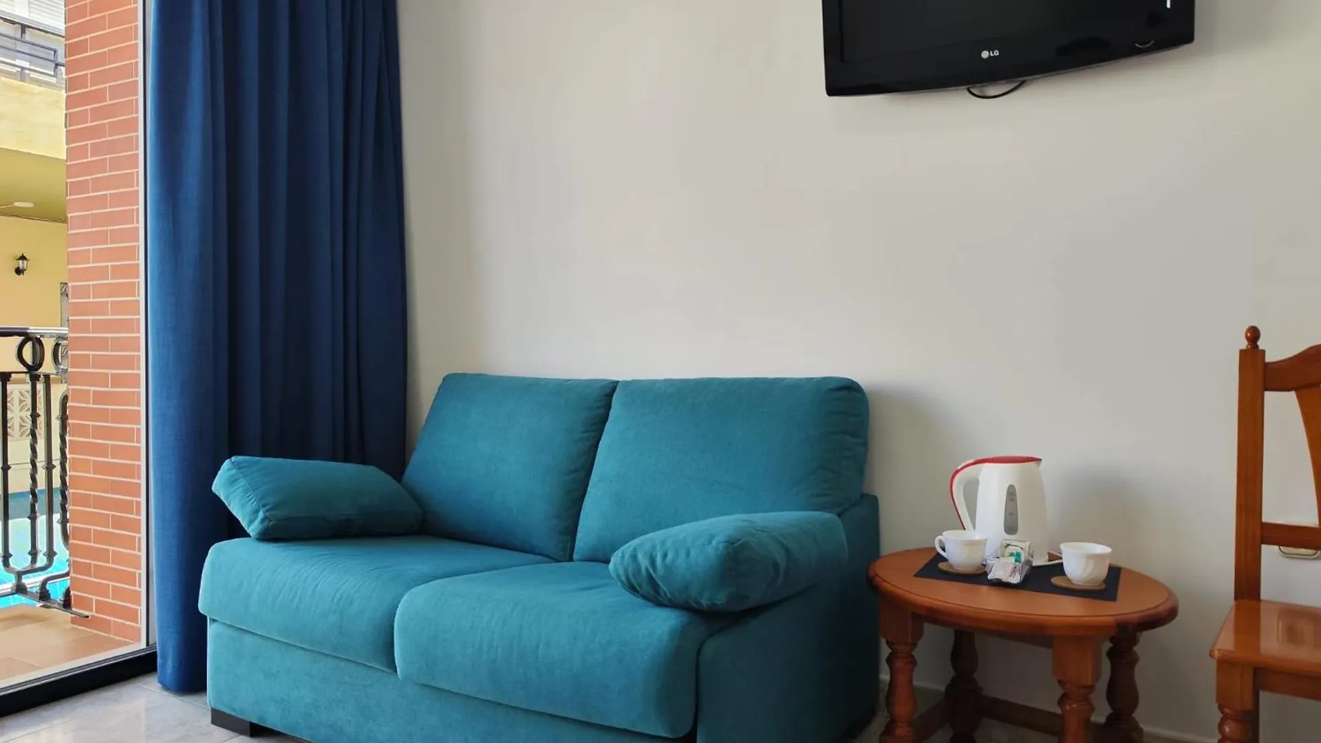 Apartment Apartamentos Leonor Carihuela Torremolinos Spain